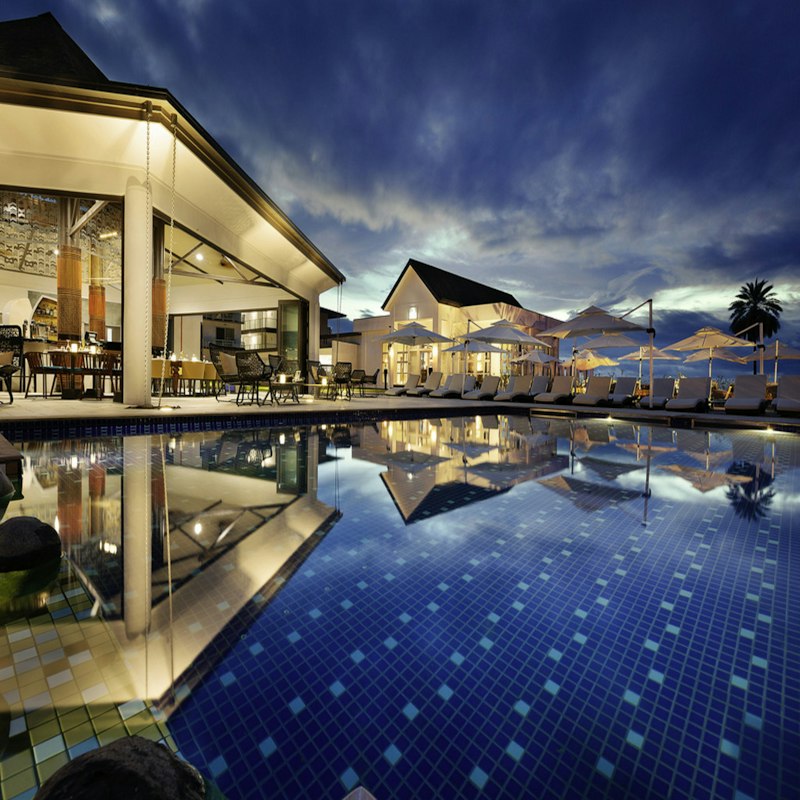 Rooftop pool YU Hotel